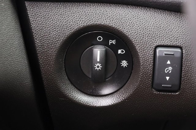 Certified 2018 Ford Fiesta SE FWD image 20