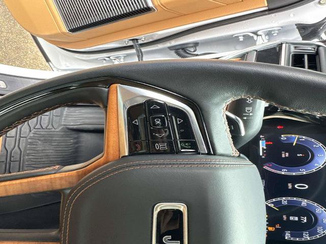 Used 2025 Jeep Grand Cherokee L Summit AWD/4WD image 23