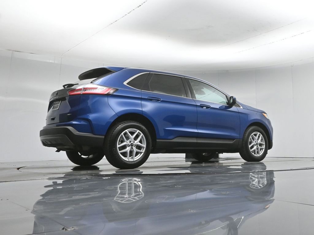 Certified 2024 Ford Edge SEL w/ Convenience Package AWD/4WD image 50