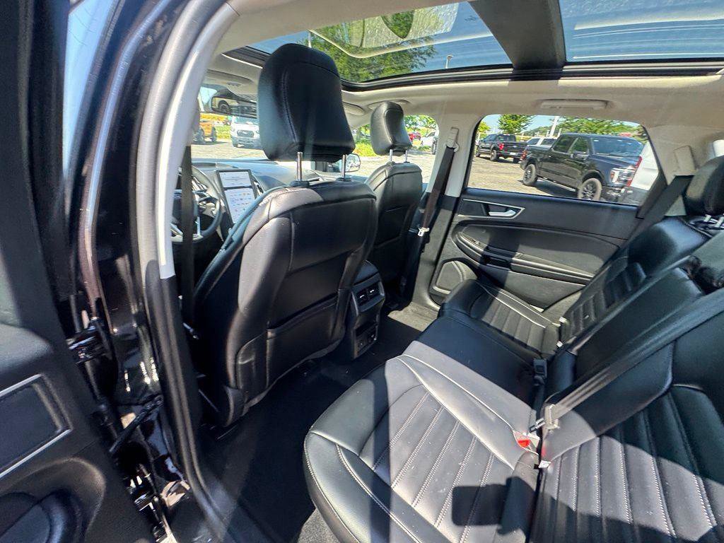 Certified 2024 Ford Edge SEL w/ Convenience Package AWD/4WD image 14