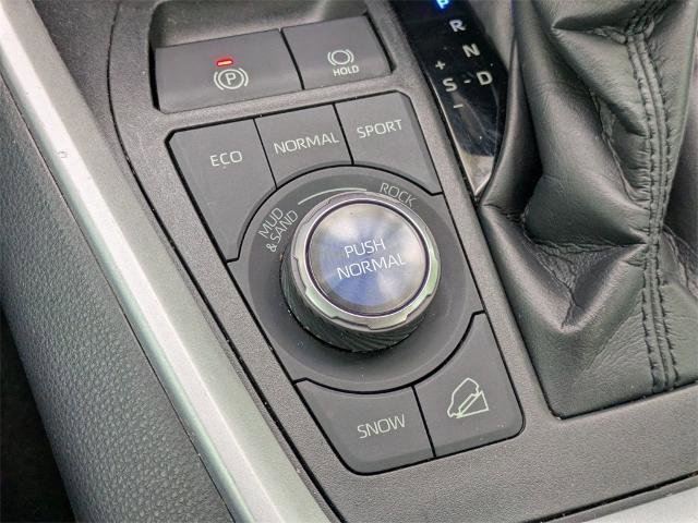 Used 2020 Toyota RAV4 TRD Off-Road image 26