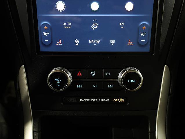 Certified 2024 Ford Edge SEL w/ Convenience Package AWD/4WD image 15