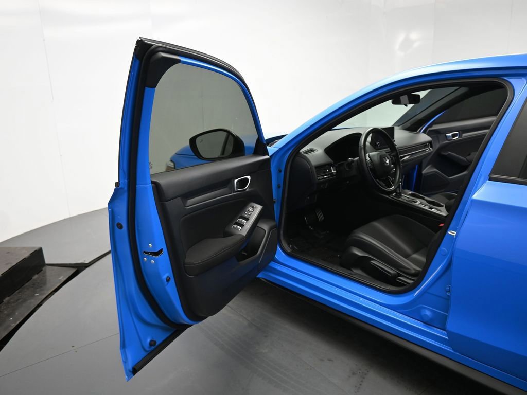 Used 2025 Honda Civic Sport image 35