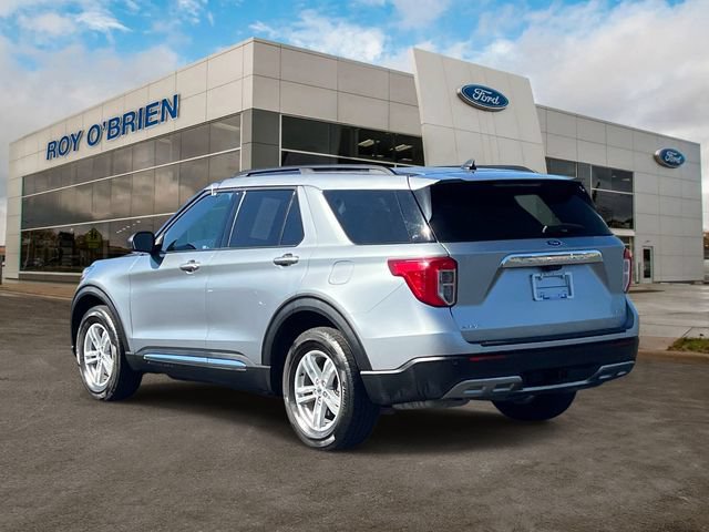 Certified 2024 Ford Explorer XLT w/ Equipment Group 202A AWD/4WD image 3