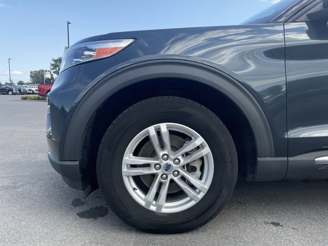 Certified 2022 Ford Explorer XLT w/ Equipment Group 202A AWD/4WD image 11