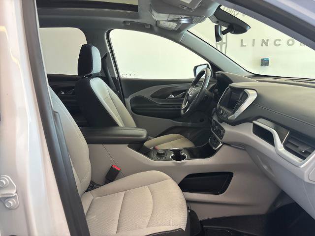 Used 2022 GMC Terrain SLE w/ Driver Convenience Package FWD image 6