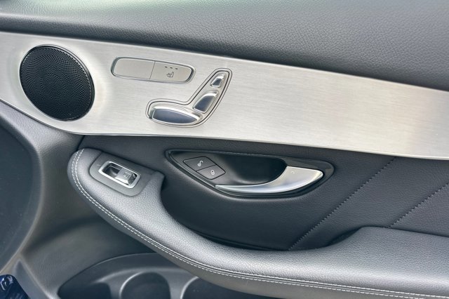 Used 2019 Mercedes-Benz GLC 300 image 21
