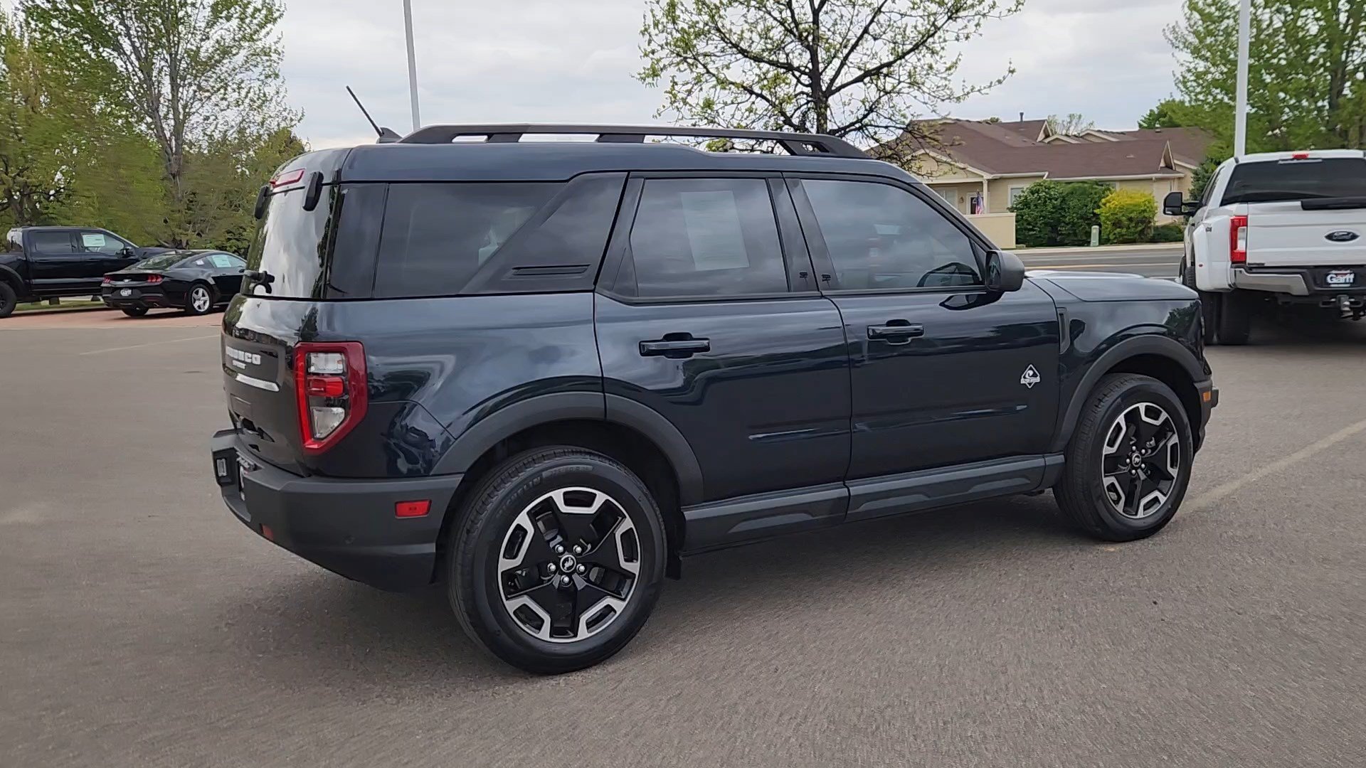 Certified 2023 Ford Bronco Sport Outer Banks w/ Tech Package AWD/4WD image 13