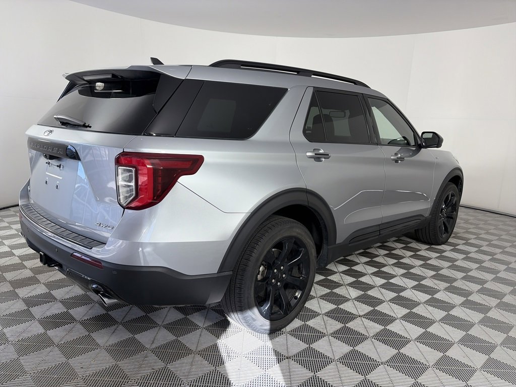 Certified 2022 Ford Explorer ST-Line w/ Class IV Trailer Tow Package image 7