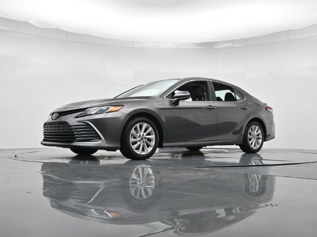 Used 2024 Toyota Camry LE FWD image 36