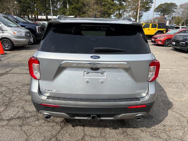 Certified 2022 Ford Explorer Limited w/ Equipment Group 301A image 4