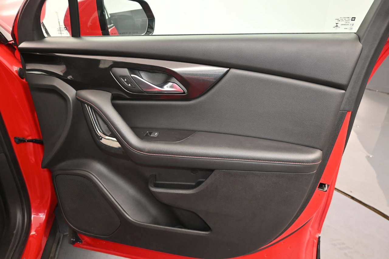 Used 2021 Chevrolet Blazer RS FWD image 17