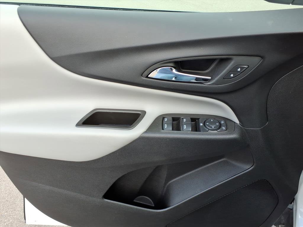 Used 2023 Chevrolet Equinox LT image 10
