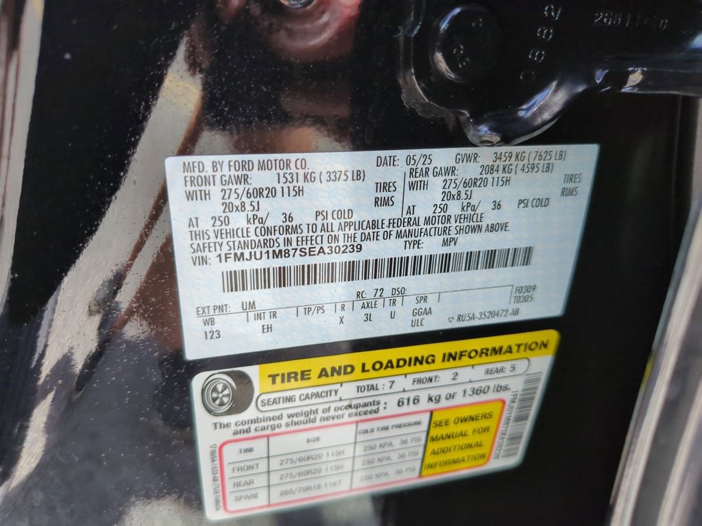 Certified 2025 Ford Expedition Platinum AWD/4WD image 39