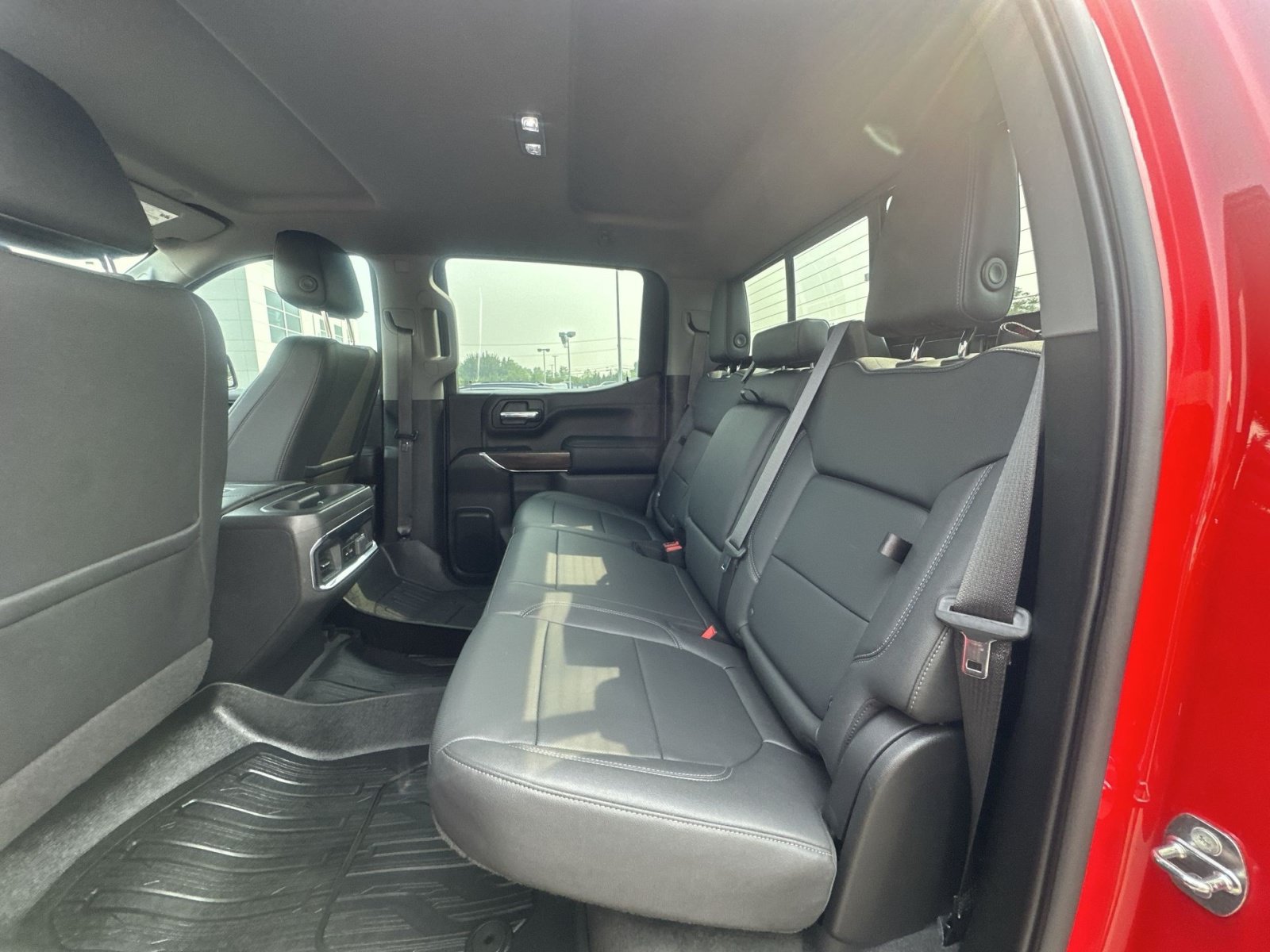 Used 2022 GMC Sierra 1500 SLT AWD/4WD image 31