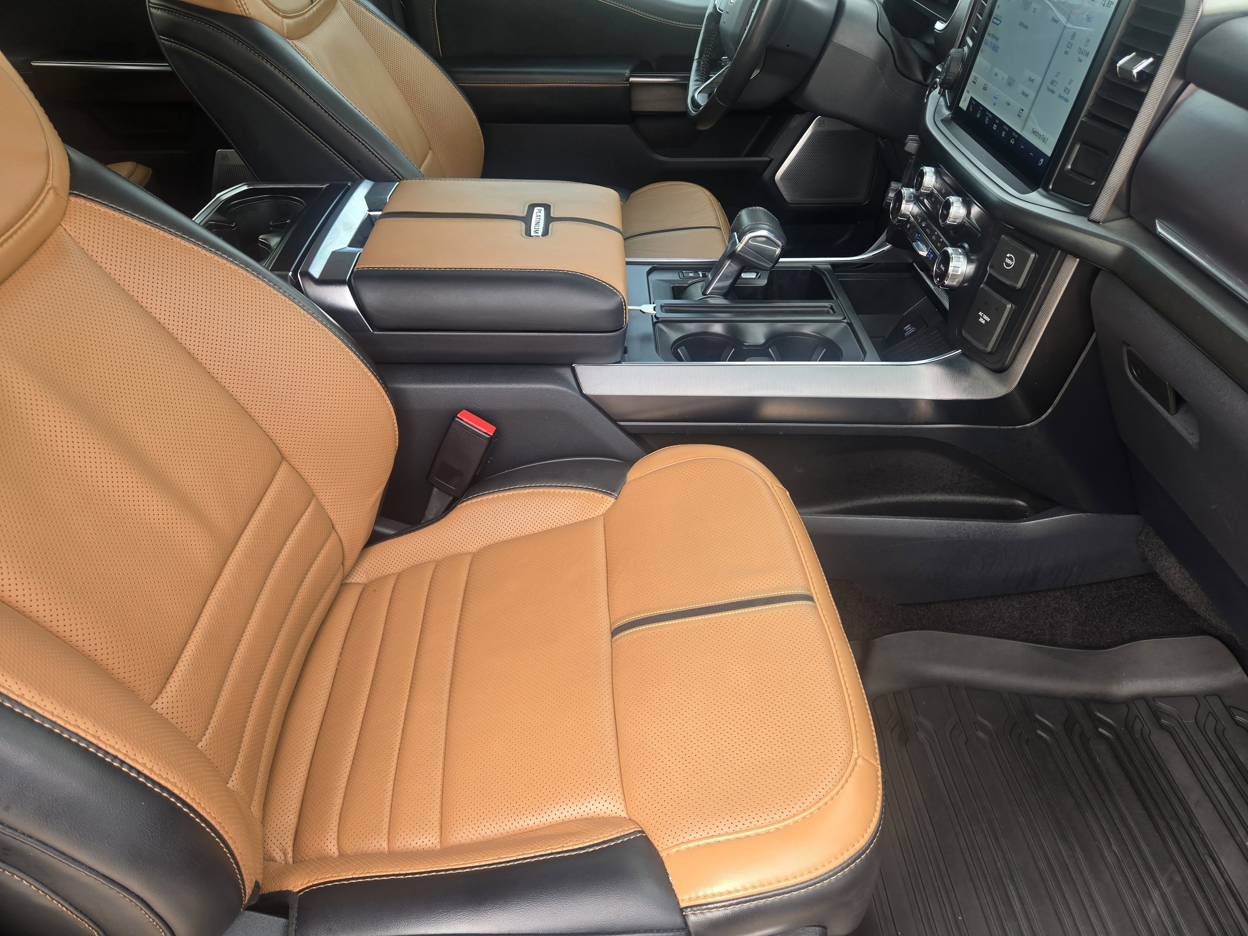 Certified 2022 Ford F150 Platinum w/ Equipment Group 701A High image 10