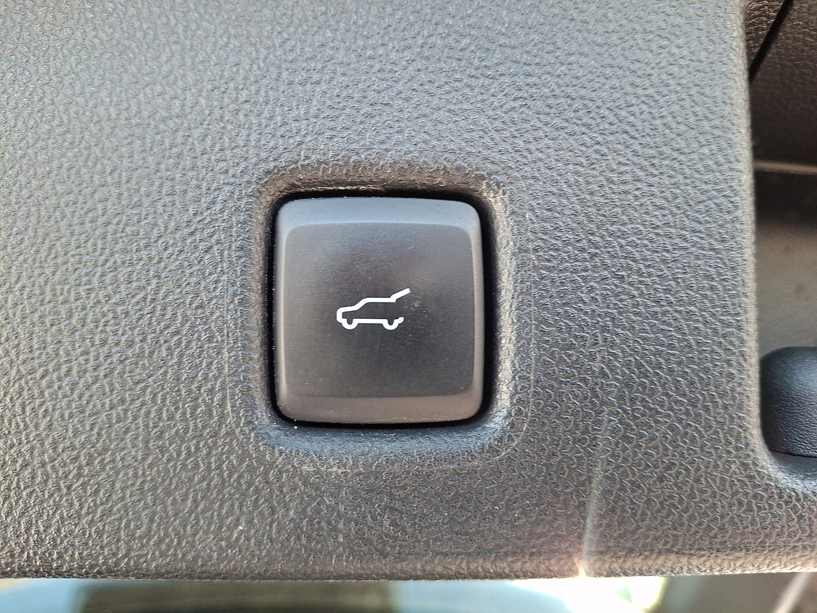 Certified 2022 Ford Escape SE w/ Convenience Package image 30