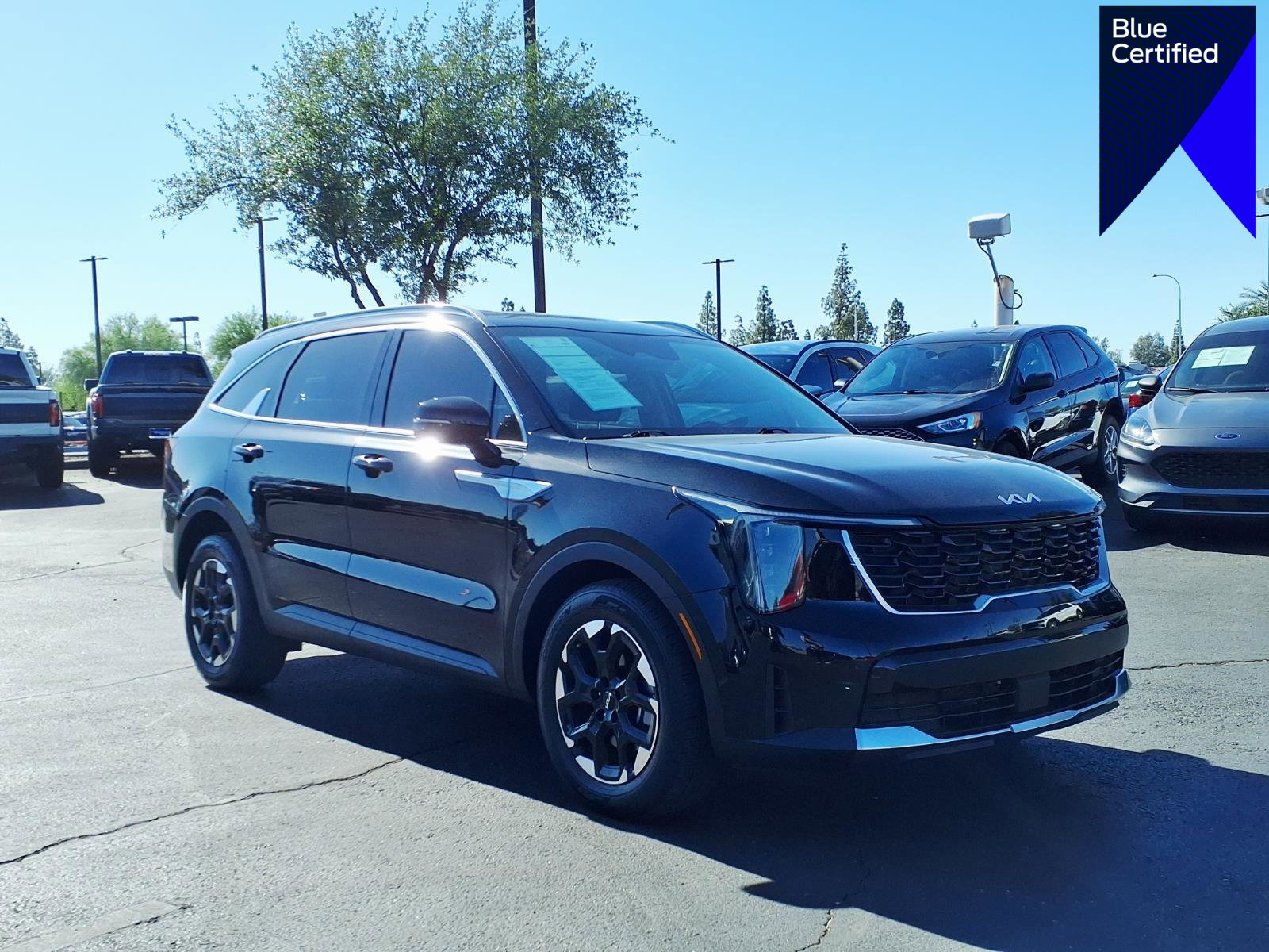 Used 2024 Kia Sorento S image 1