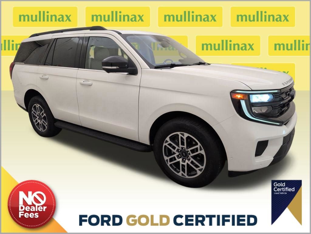 Certified 2025 Ford Expedition Active image 1