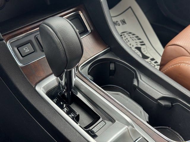 Used 2024 Subaru Ascent Touring image 41