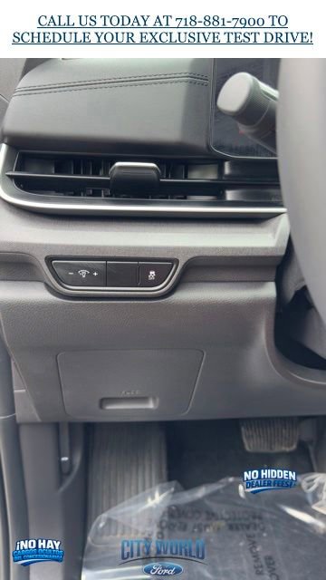 Used 2026 Kia Carnival SX FWD image 8