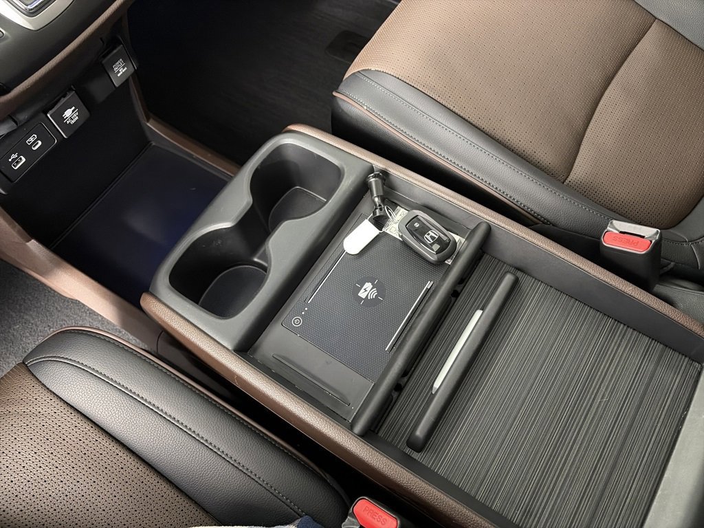 Used 2025 Honda Odyssey Elite image 22