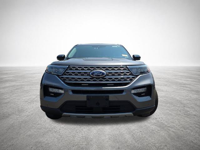 Certified 2022 Ford Explorer Limited w/ Equipment Group 301A AWD/4WD image 3