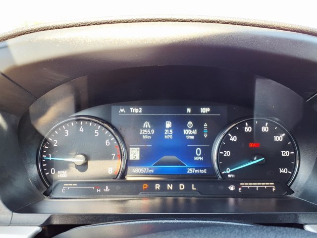 Certified 2022 Ford Explorer XLT w/ Equipment Group 202A image 27