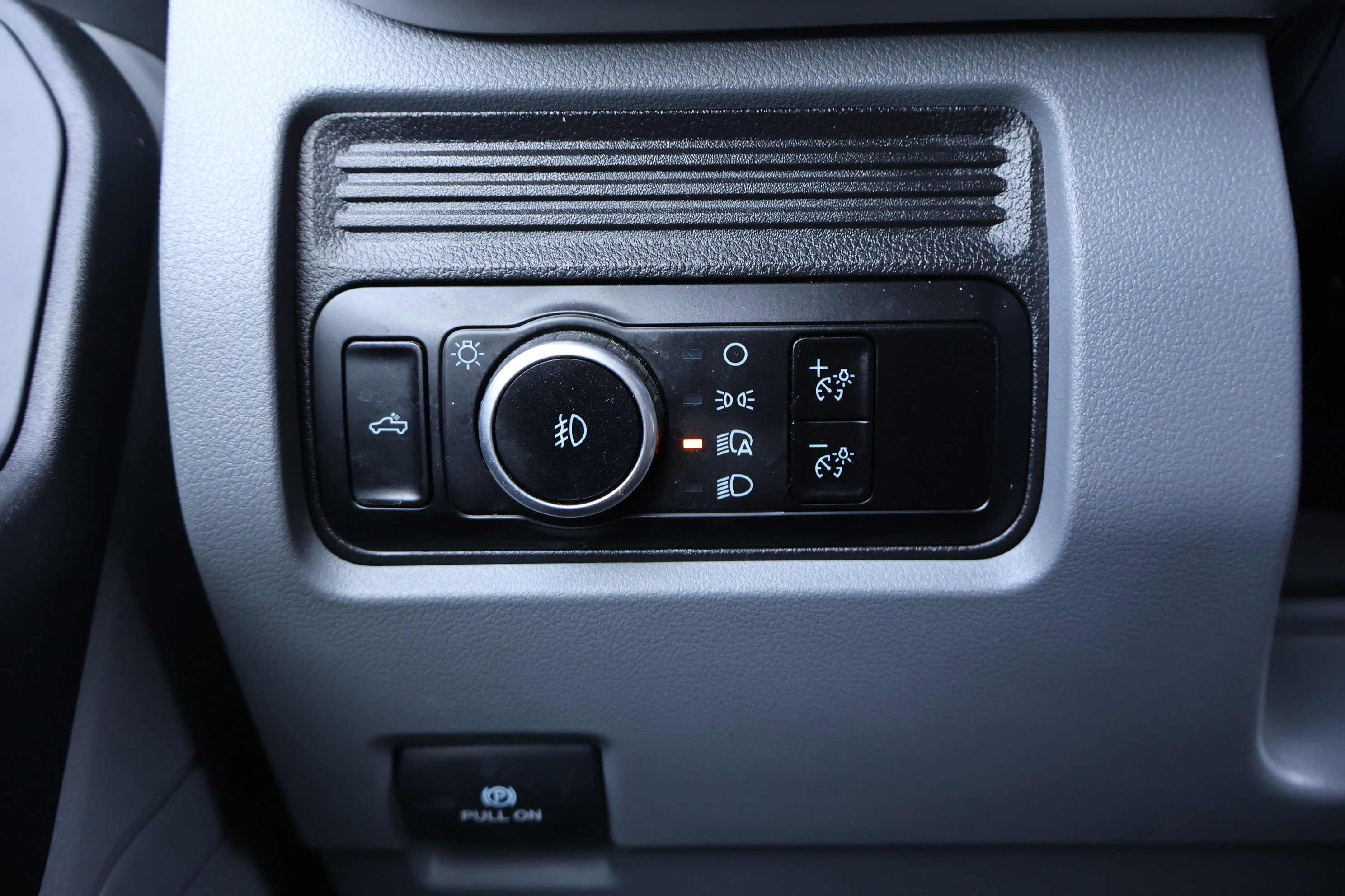 Certified 2024 Ford F250 XL w/ XL Driver Assist Package image 61