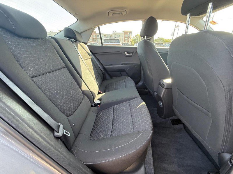 Used 2022 Kia Rio S image 8