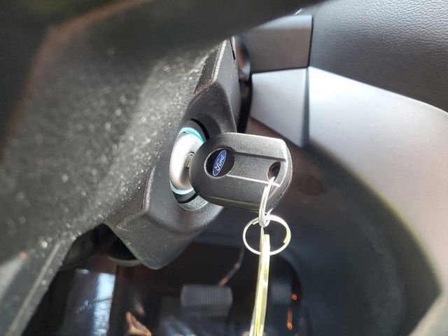 Certified 2017 Ford Escape SE image 31