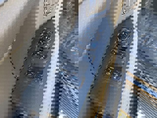 Certified 2024 Ford Expedition Limited image 29