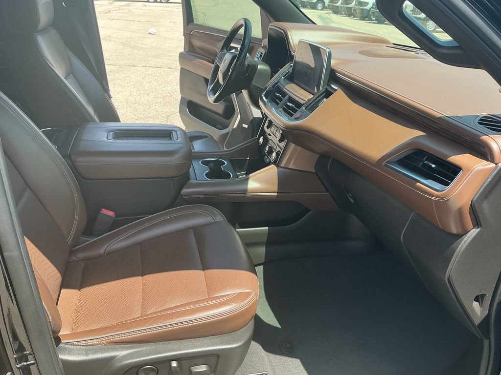 Used 2021 Chevrolet Tahoe High Country RWD image 21