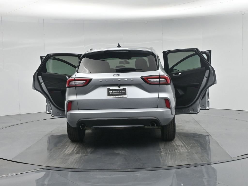 Certified 2024 Ford Escape ST-Line w/ Cold Weather Package image 55