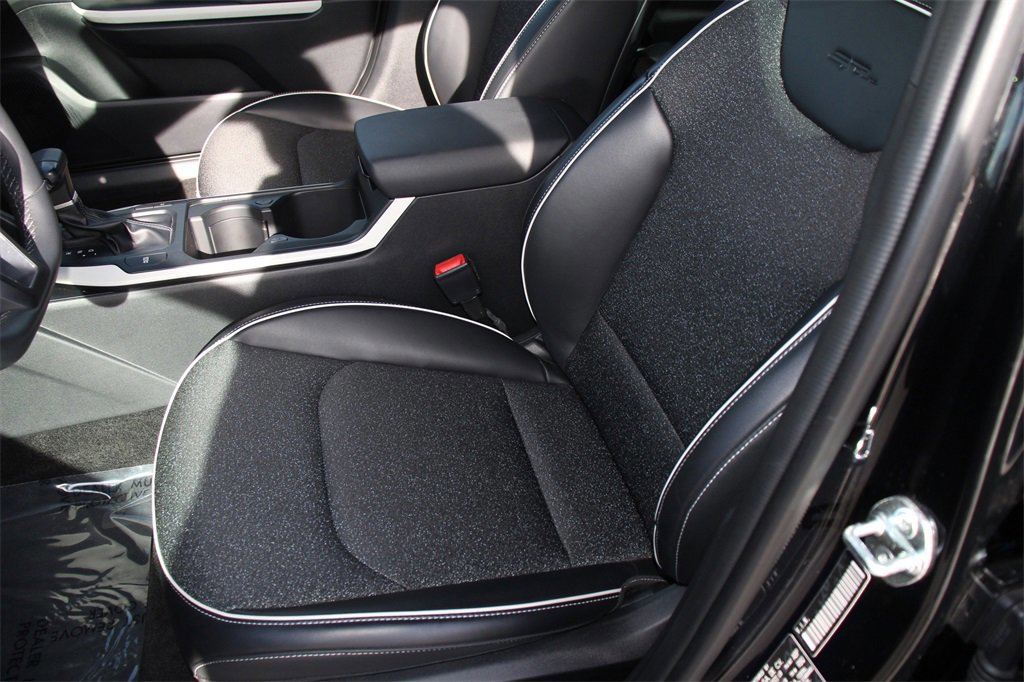 Used 2025 Kia K4 GT-Line image 23