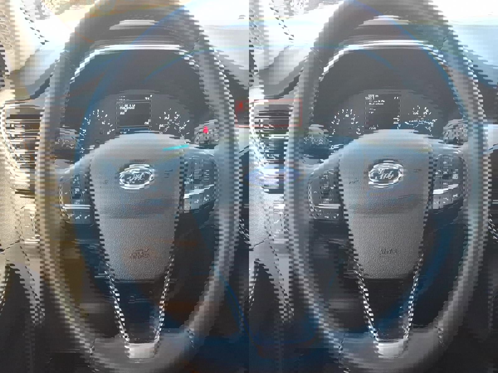 Certified 2022 Ford Escape SE w/ SE Sport Appearance Package image 19