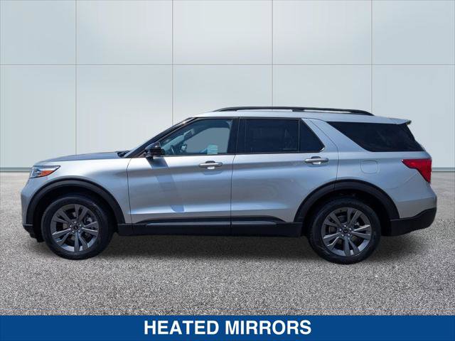 Certified 2023 Ford Explorer XLT w/ Equipment Group 202A RWD image 2