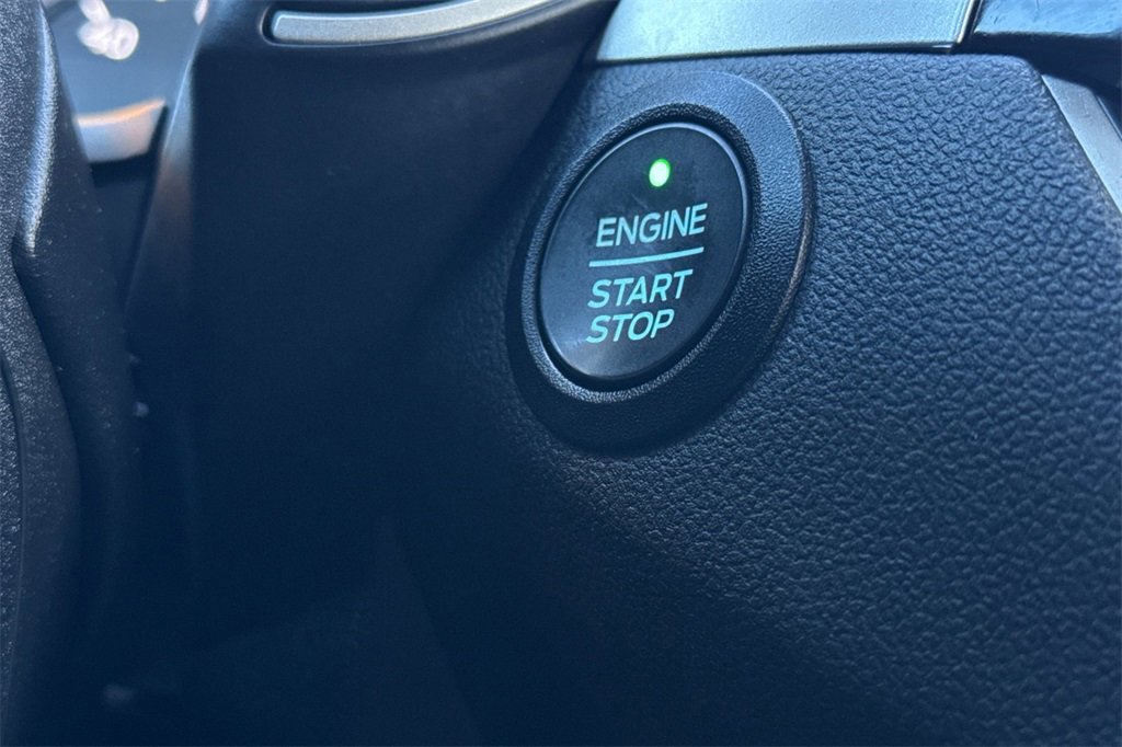 Certified 2021 Ford Escape SE w/ SE Sport Appearance Package image 21