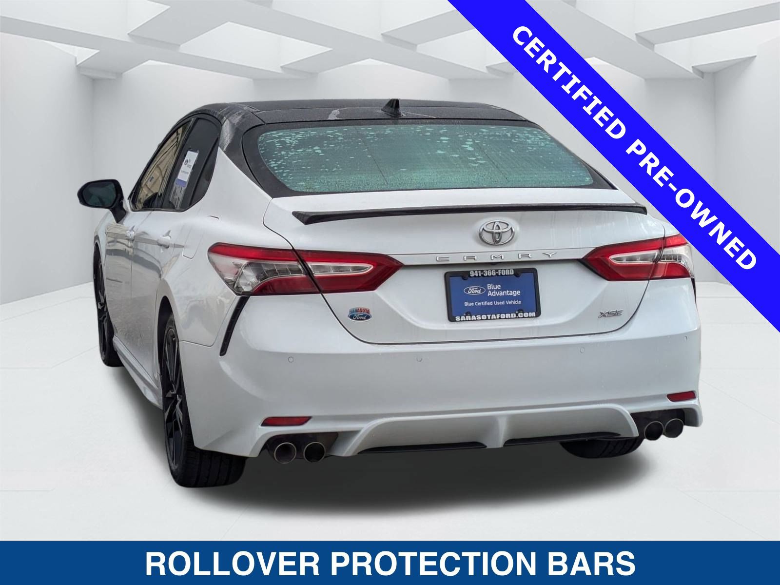 Used 2019 Toyota Camry XSE image 6