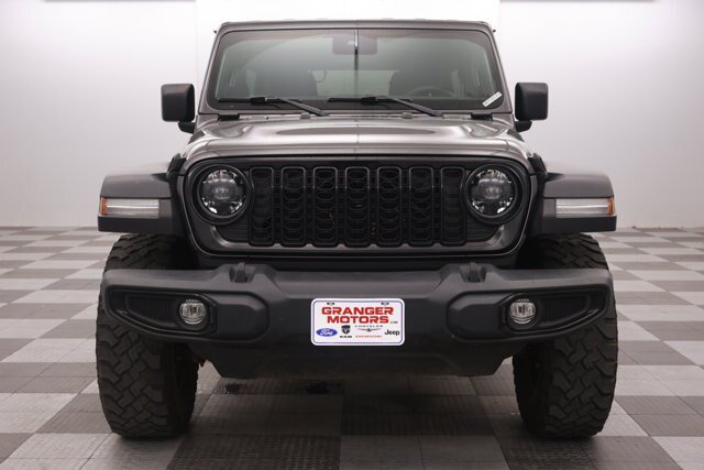 Used 2024 Jeep Wrangler Unlimited Sport AWD/4WD image 5