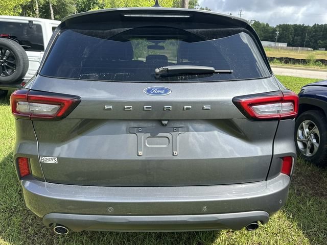 Certified 2023 Ford Escape ST-Line w/ Tech Pack #1 FWD image 4