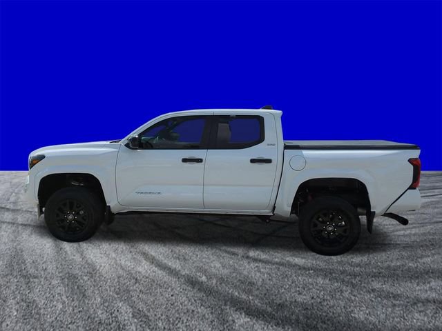 Used 2025 Toyota Tacoma SR5 AWD/4WD image 7