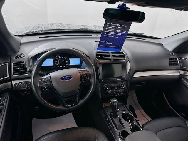 Certified 2018 Ford Explorer XLT w/ Equipment Group 202A FWD image 29