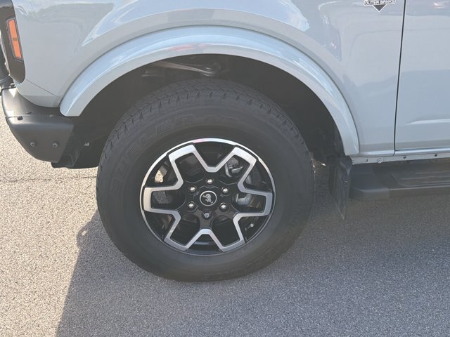 Certified 2023 Ford Bronco Outer Banks AWD/4WD image 7
