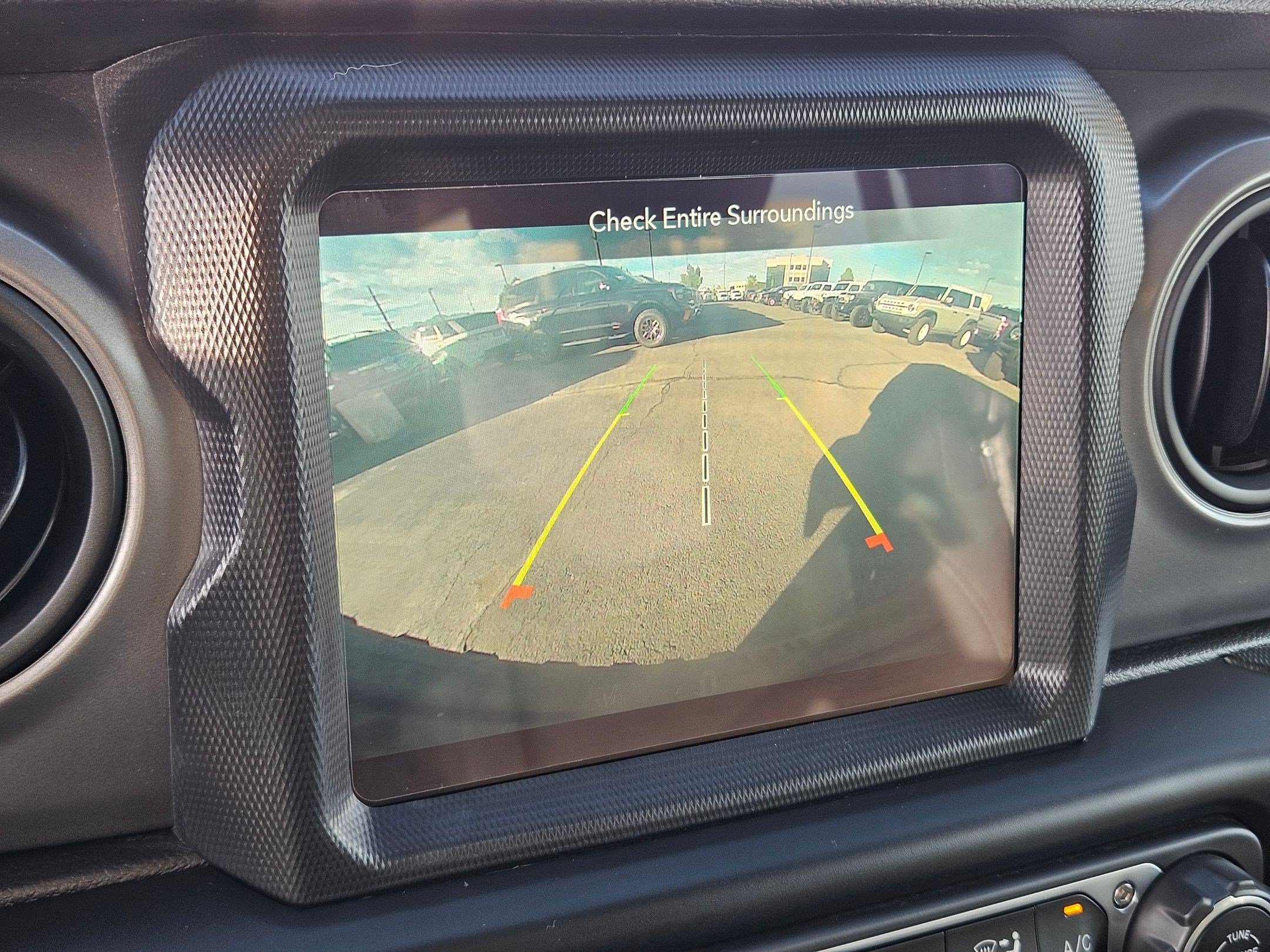 Used 2021 Jeep Wrangler Unlimited Sport AWD/4WD image 25