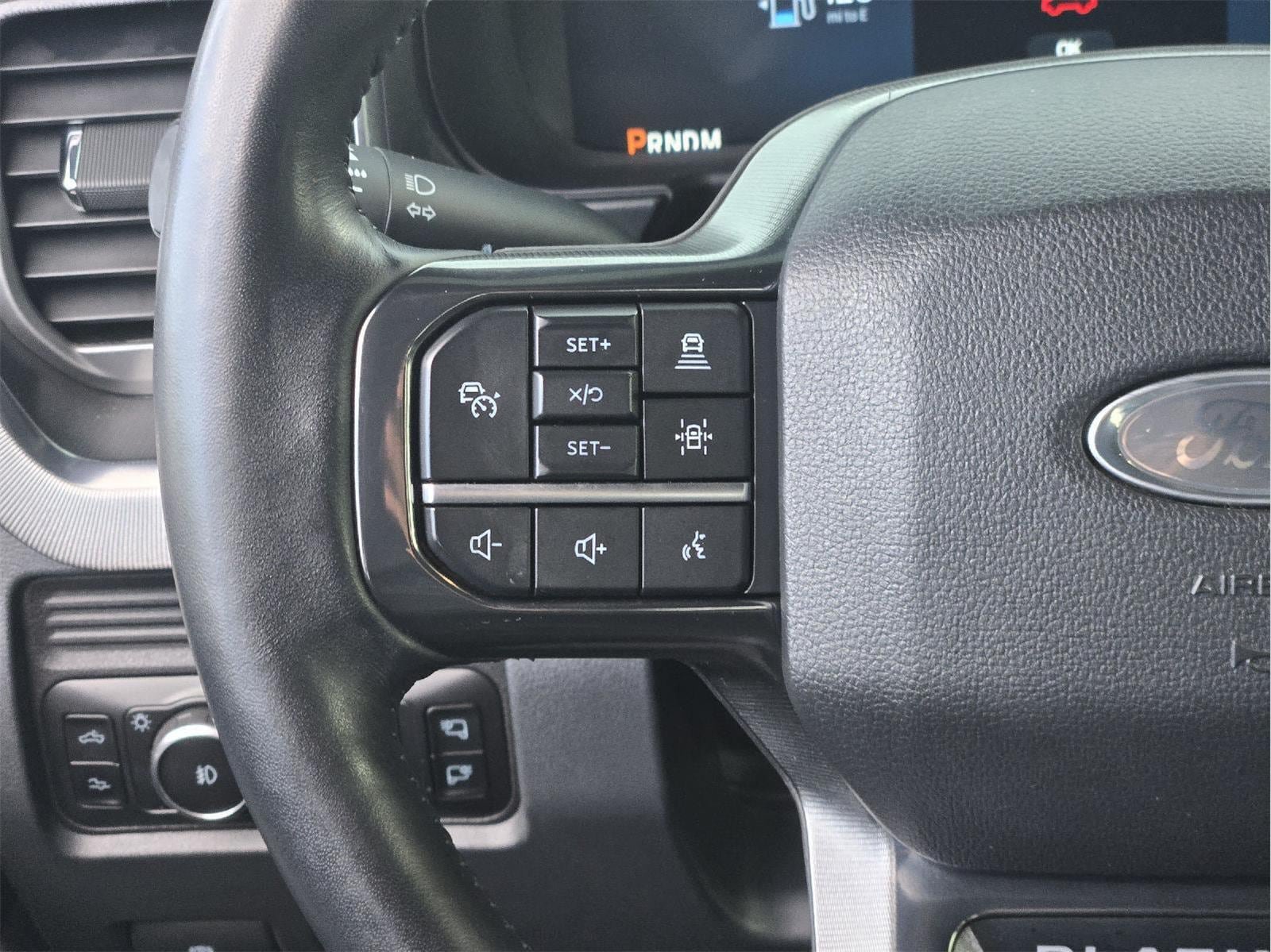 Certified 2025 Ford F350 Platinum AWD/4WD image 27