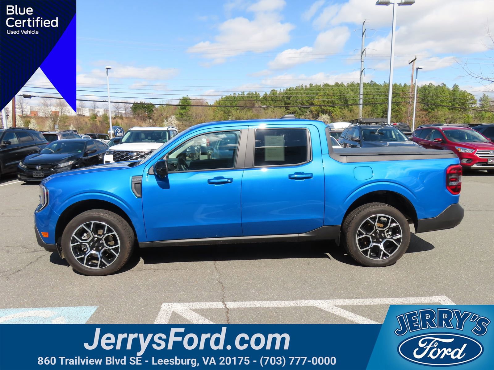 Certified 2025 Ford Maverick Lariat w/ 4K Tow Package image 2