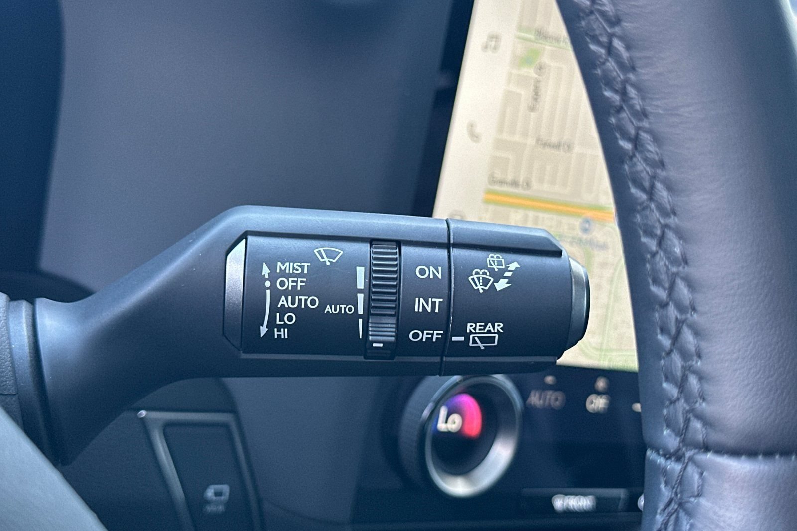 Used 2025 Lexus GX 550 w/ Accessory Package (Z1) AWD/4WD image 40