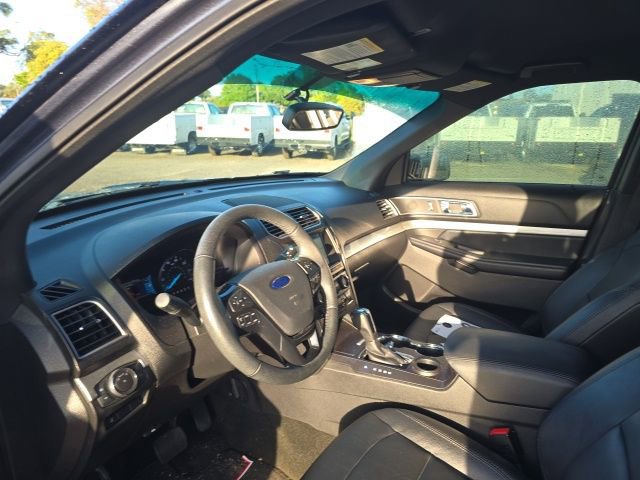 Certified 2017 Ford Explorer XLT w/ Equipment Group 202A image 8