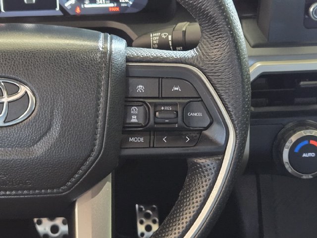 Used 2024 Toyota Tacoma TRD Sport AWD/4WD image 30